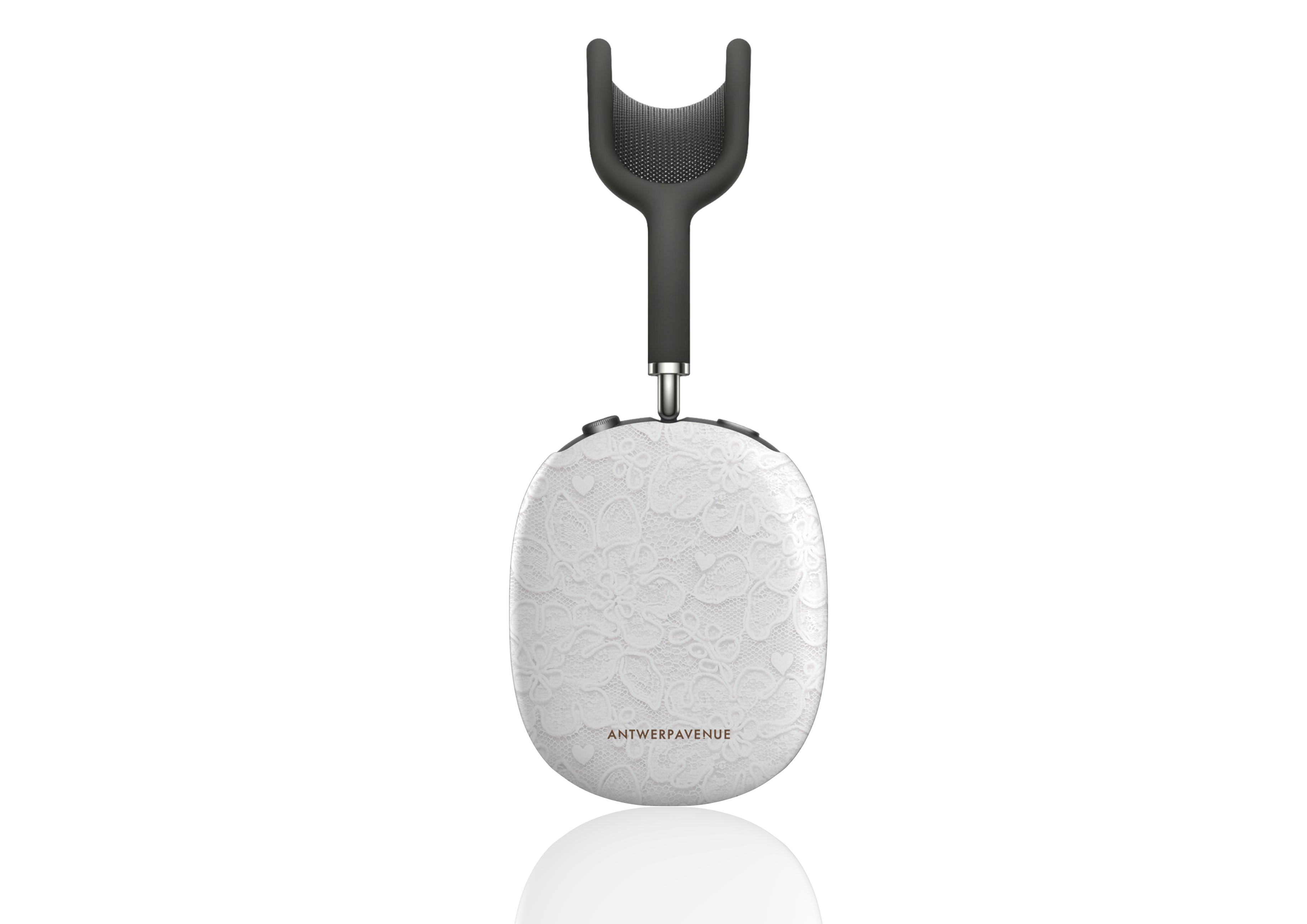 Lacy Oh Lacy - AirPods Max Case