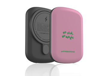 No Risk, No Magic - Magnetic Power Bank